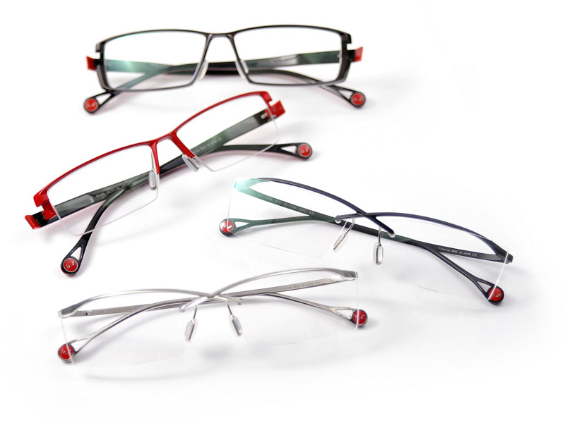 http://www.megane-eye.com/new/hold/ken-okuyama.jpg